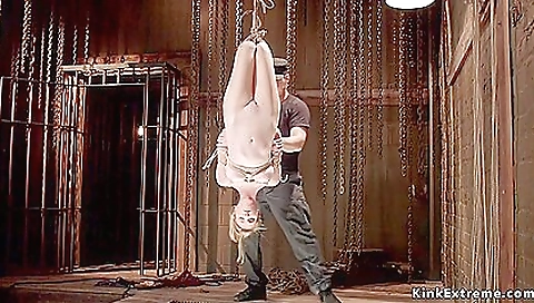 Sexy cam babe's tight pussy gets analed by her