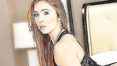 Horny milf gets her pussy pounded