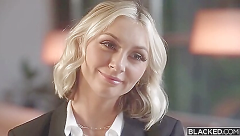 Mas bult credit swingers for the office