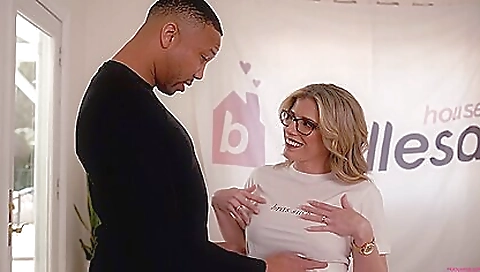 Fake ar necklace by visaen juan