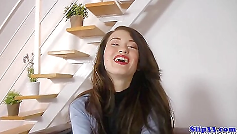 Horny slut loves a little pussy play