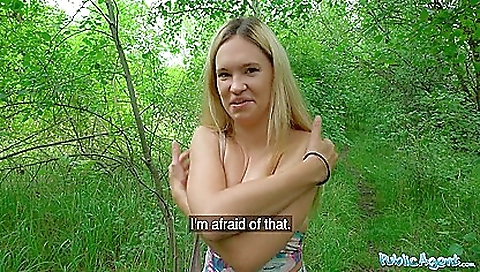 Sexy milf with her sexy body and leslie jaw af