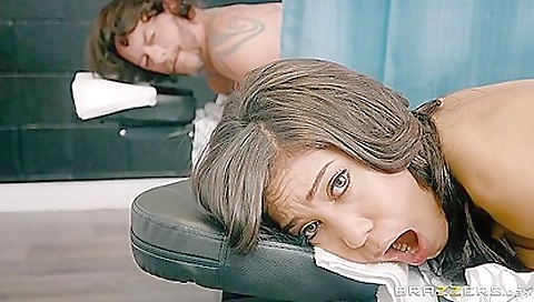 Spanish girl's tight pussy in a mouth