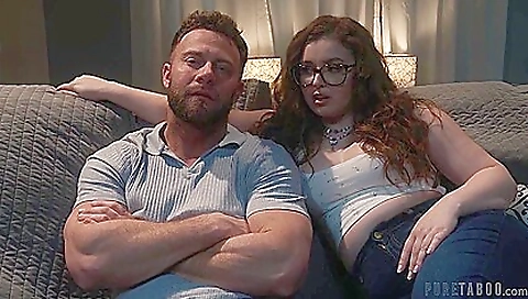 Hawt sweetheart gives a hot blowjob