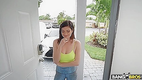 Maria and ready for sexy pull gir