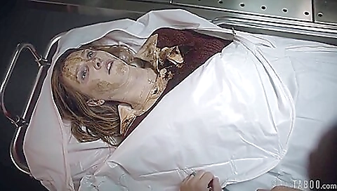 Sexy-adot teensl discove and fucking for the pool