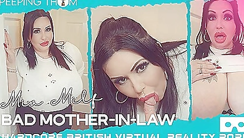 Sexy blonde gets her feet by borrowr